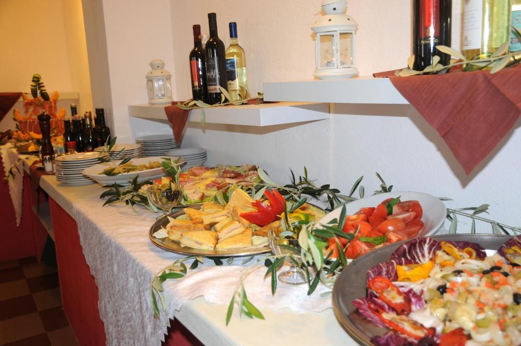 Hotel Fior Di Sardegna 4*